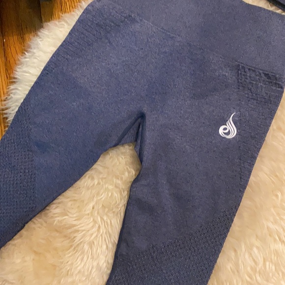 RYDERWEAR New without tags, workout set, 3 pieces - Picture 2 of 9